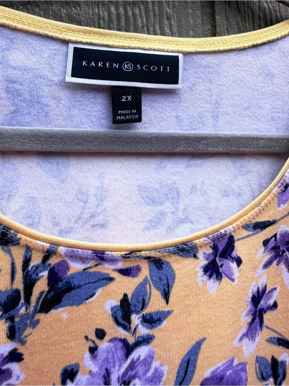 3 Karen Scott Floral Short-Sleeve Scoop-Neck Tops - Picture 4 of 5
